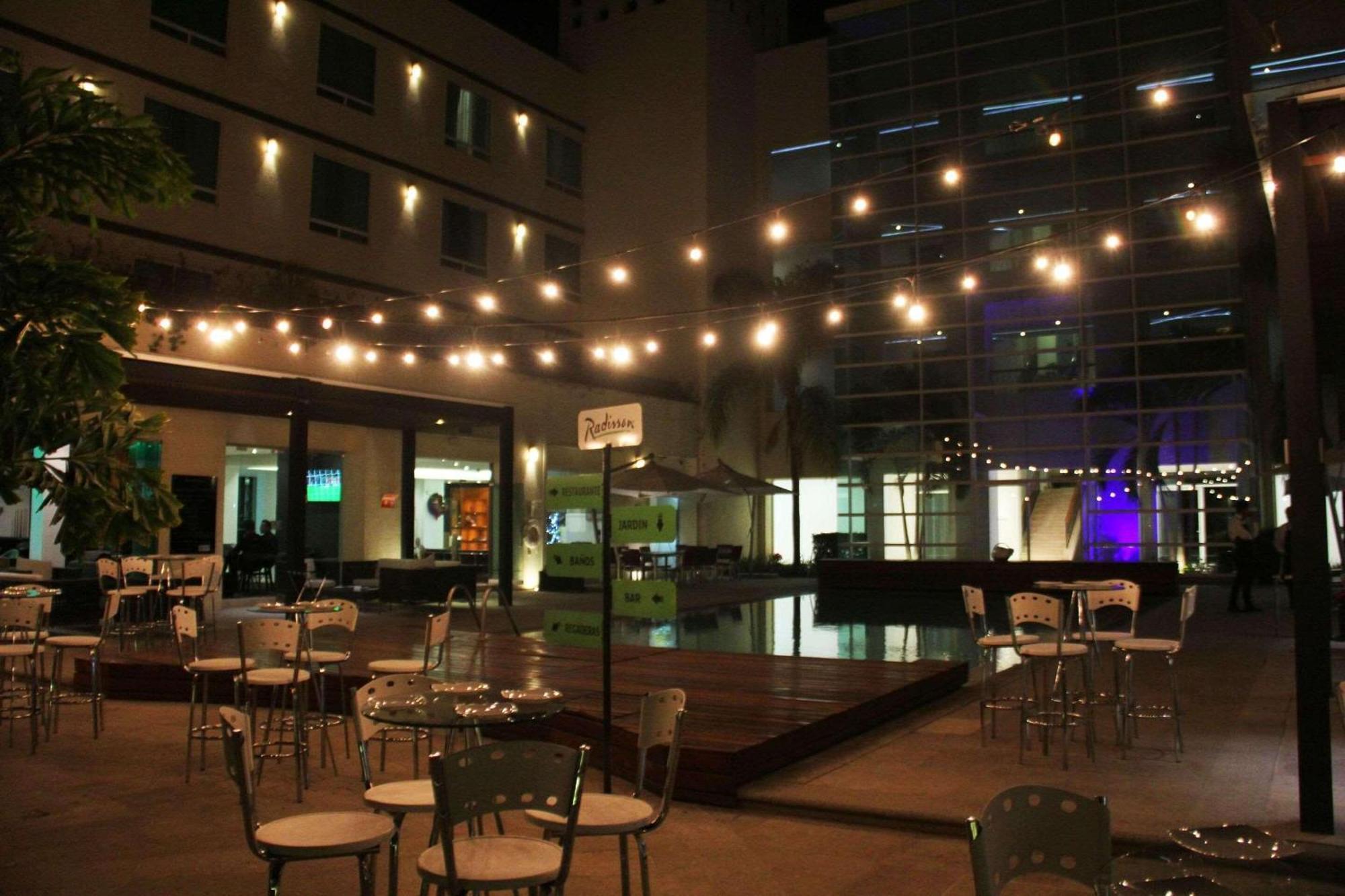 Radisson Poliforum Plaza Hotel León Kültér fotó