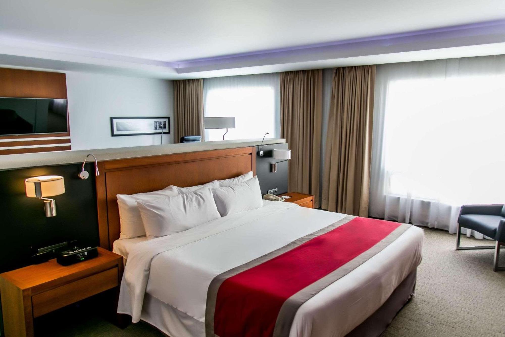 Radisson Poliforum Plaza Hotel León Kültér fotó